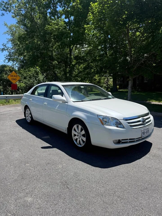 2007 Toyota Avalon 3rd Gen - Image 2 of 14