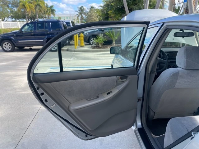 2007 Toyota Corolla 9th Gen - Image 14 of 21