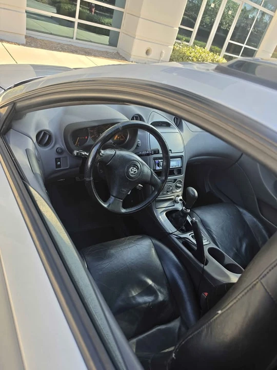2007 Toyota Celica - Image 3 of 15