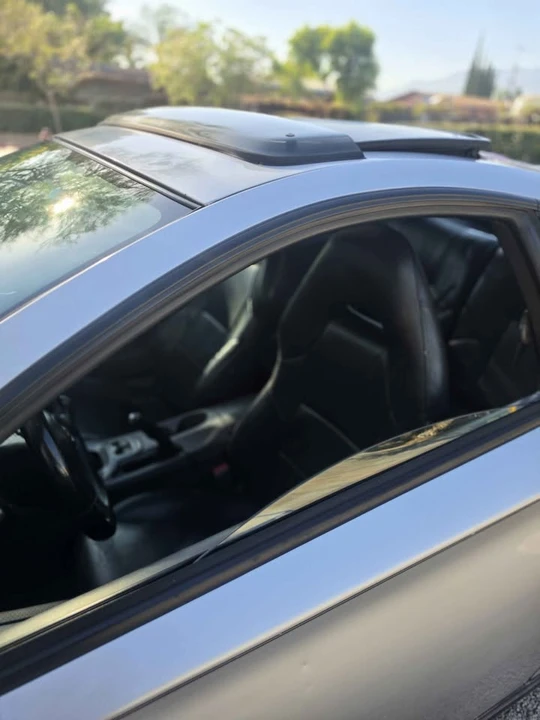 2007 Toyota Celica - Image 2 of 15