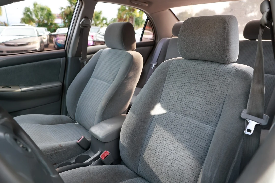 2007 Toyota Corolla 9th Gen - Image 6 of 12