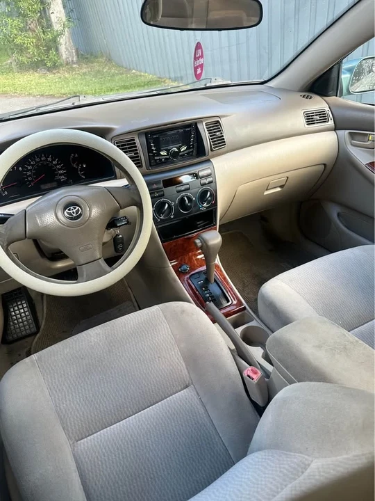 2007 Toyota Corolla 10th Gen - Image 9 of 14