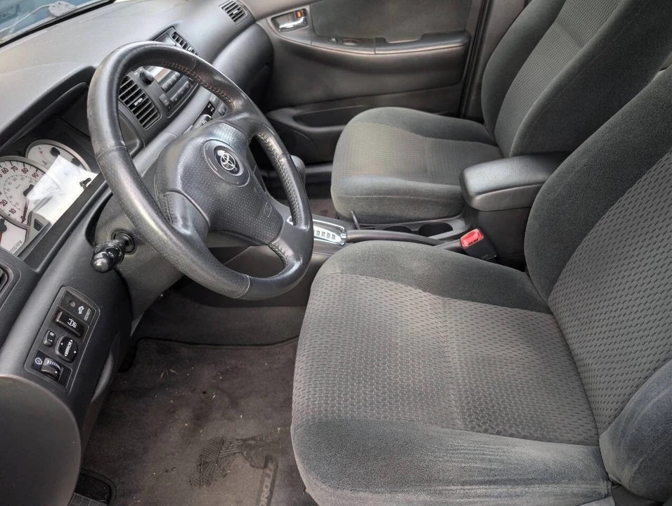 2007 Toyota Corolla 9th Gen - Image 12 of 18