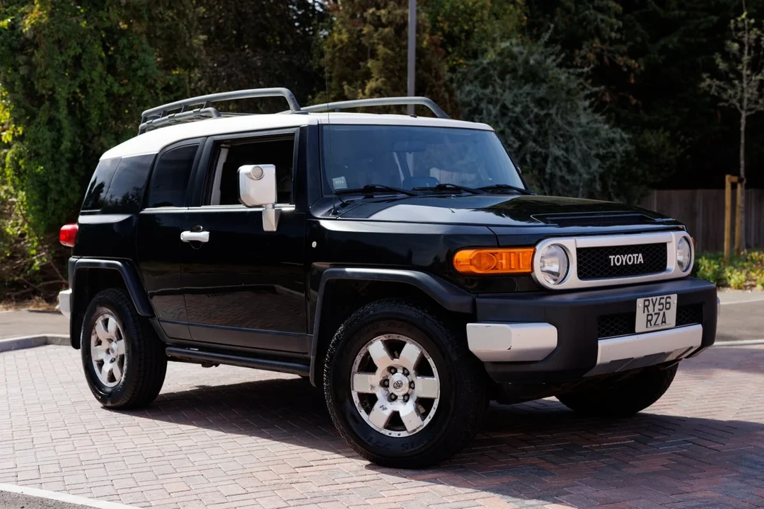 2007 Toyota FJ Cruiser - Image 7 of 30