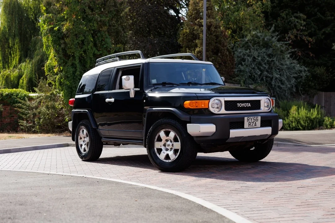 2007 Toyota FJ Cruiser - Image 8 of 30