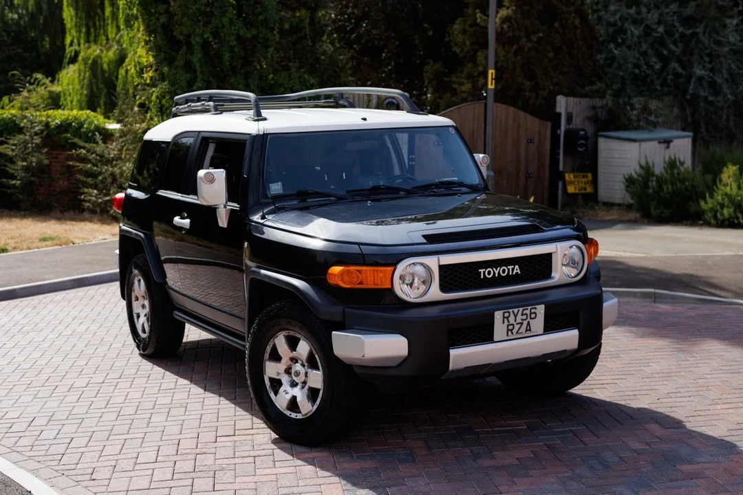 2007 Toyota FJ Cruiser - Image 9 of 30