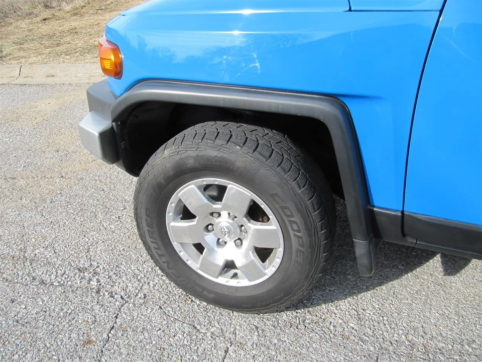 2007 Toyota FJ Cruiser - Image 6 of 24