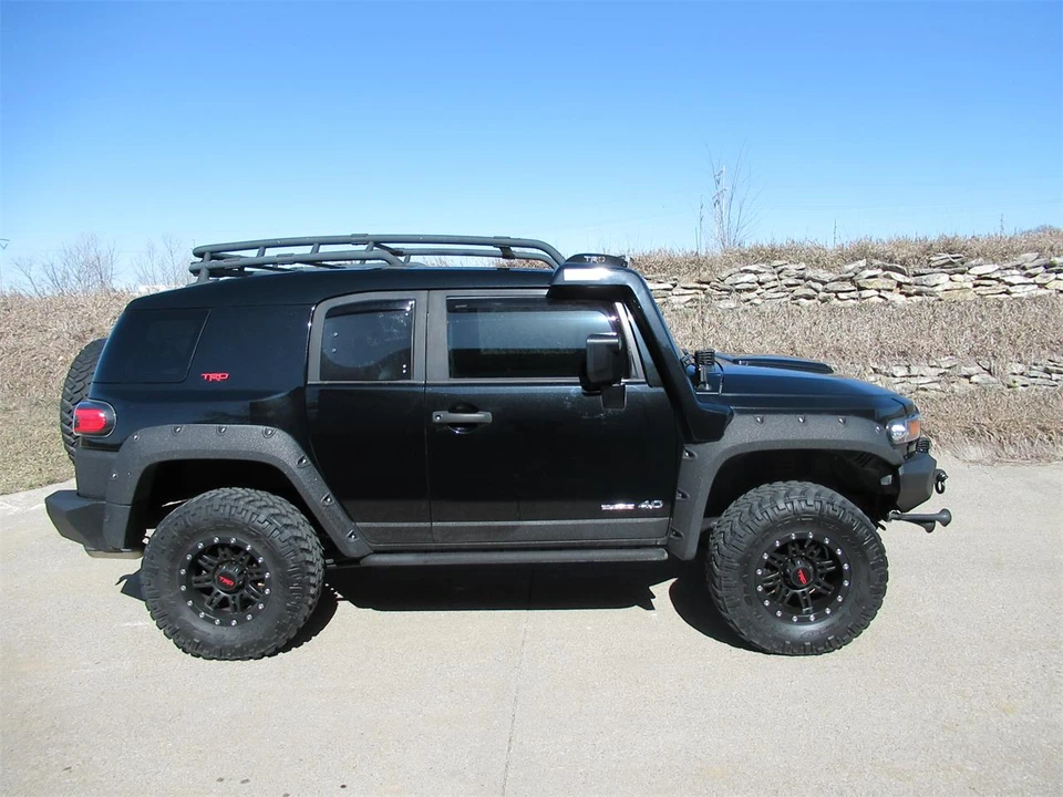 2007 Toyota FJ Cruiser - Image 3 of 31