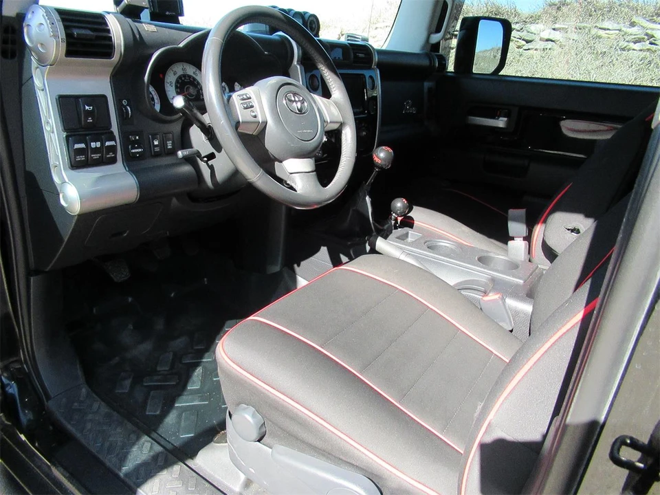 2007 Toyota FJ Cruiser - Image 18 of 31