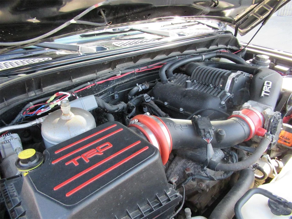 2007 Toyota FJ Cruiser - Image 27 of 31