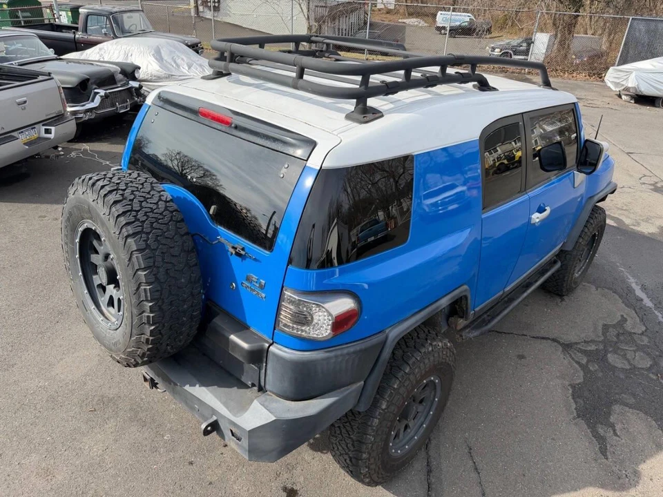 2007 Toyota FJ Cruiser - Image 9 of 22