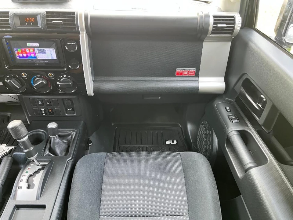 2007 Toyota FJ Cruiser - Image 21 of 31