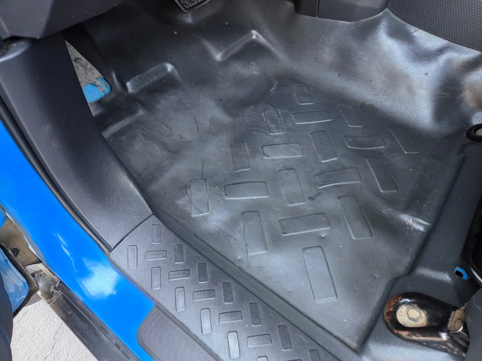 2007 Toyota FJ Cruiser - Image 28 of 31