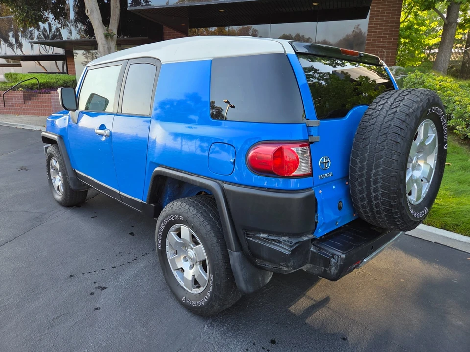 2007 Toyota FJ Cruiser - Image 4 of 31
