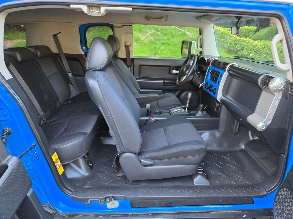2007 Toyota FJ Cruiser - Image 12 of 31