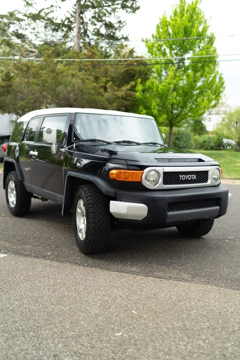 2007 Toyota FJ Cruiser - Image 29 of 31