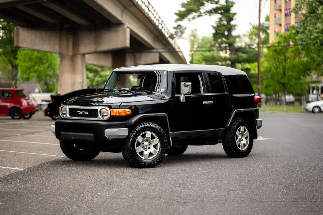 2007 Toyota FJ Cruiser - Image 14 of 31