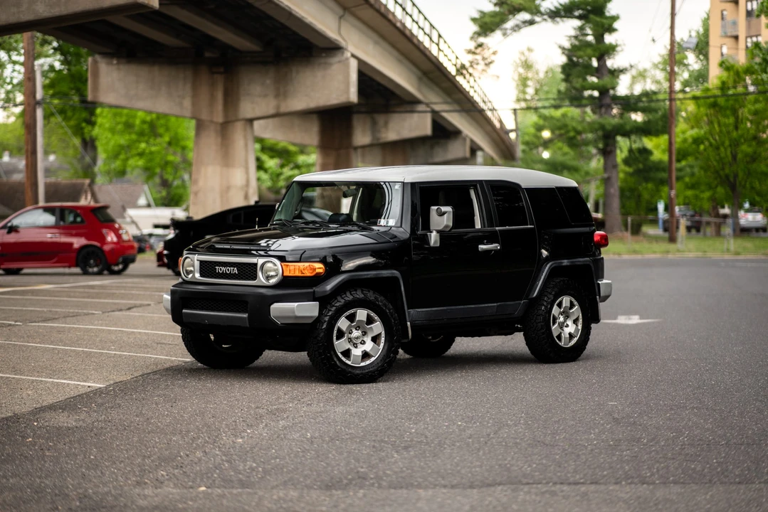 2007 Toyota FJ Cruiser - Image 4 of 31