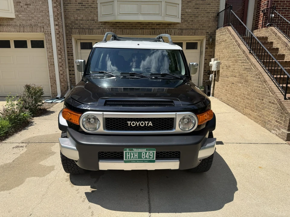 2007 Toyota FJ Cruiser - Image 13 of 31