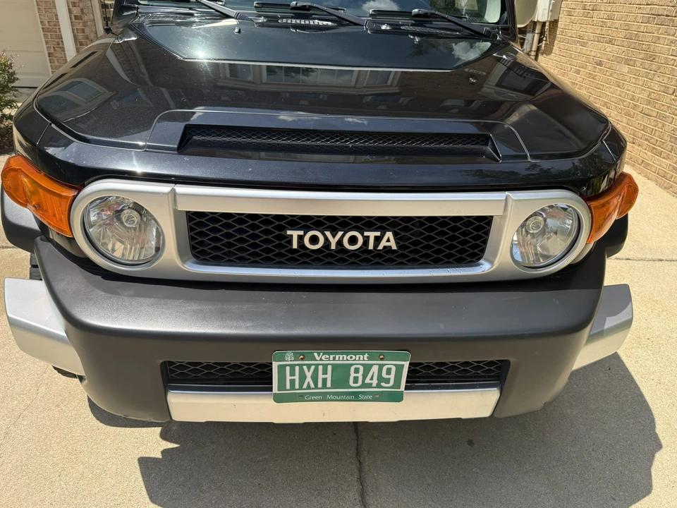 2007 Toyota FJ Cruiser - Image 27 of 31