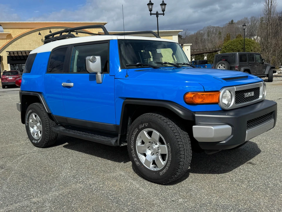 2007 Toyota FJ Cruiser - Image 30 of 31