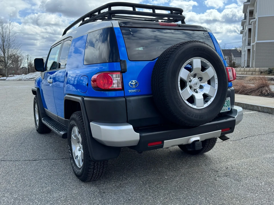 2007 Toyota FJ Cruiser - Image 24 of 31