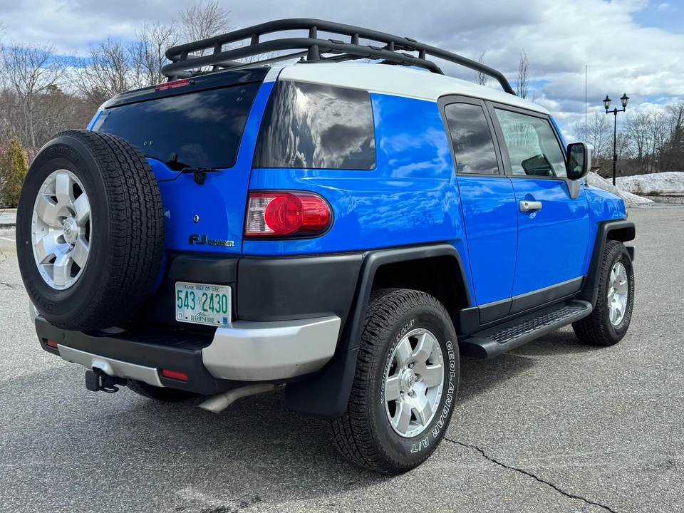 2007 Toyota FJ Cruiser - Image 26 of 31