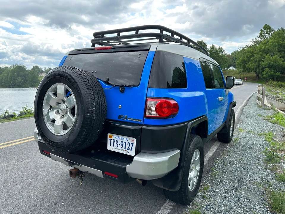 2007 Toyota FJ Cruiser - Image 28 of 31