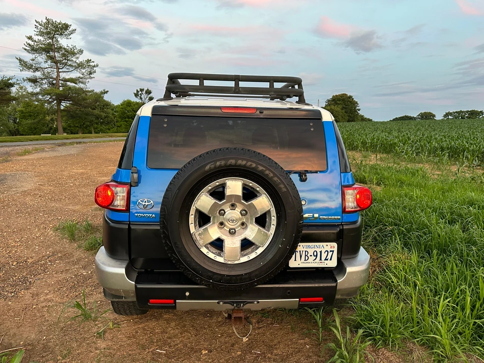 2007 Toyota FJ Cruiser - Image 23 of 31