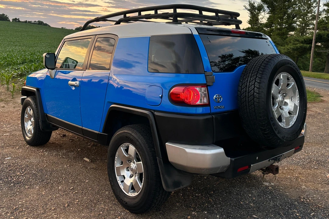 2007 Toyota FJ Cruiser - Image 4 of 31