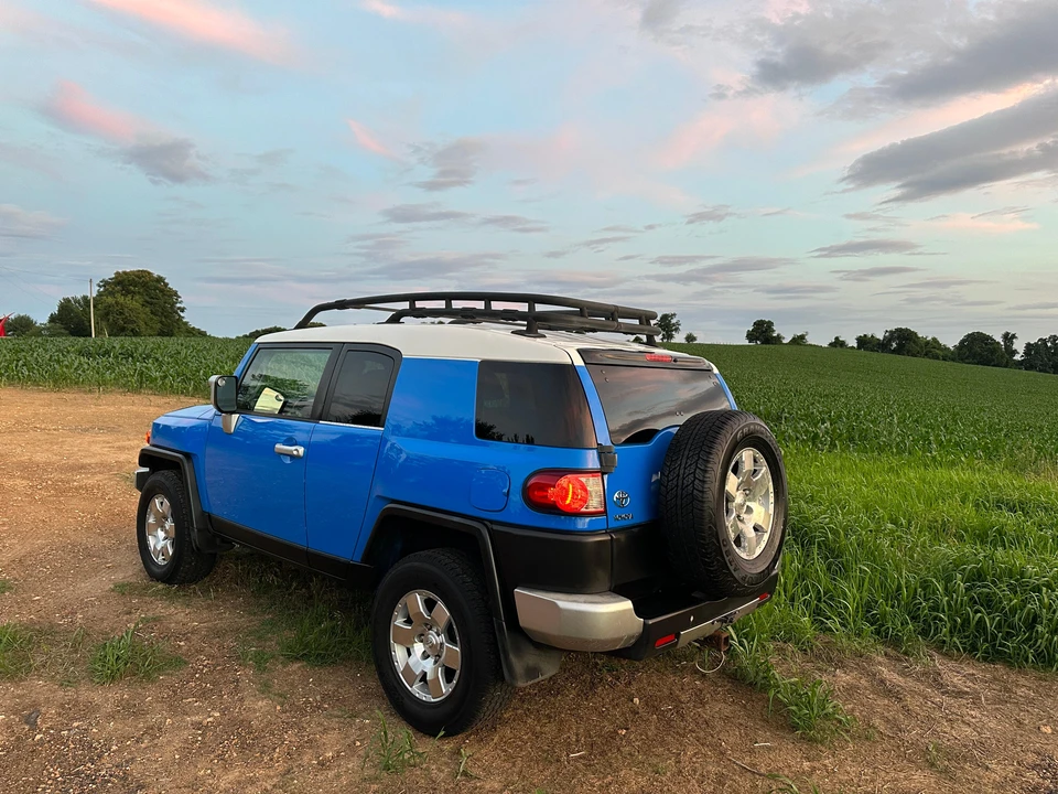 2007 Toyota FJ Cruiser - Image 18 of 31