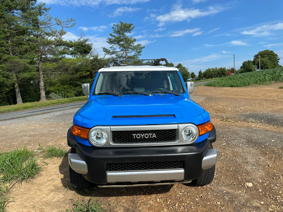 2007 Toyota FJ Cruiser - Image 8 of 31