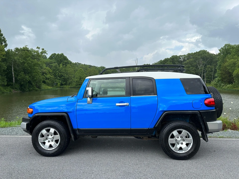 2007 Toyota FJ Cruiser - Image 11 of 31