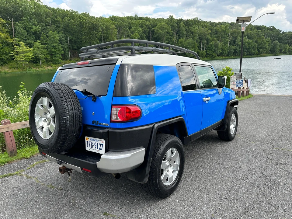 2007 Toyota FJ Cruiser - Image 29 of 31