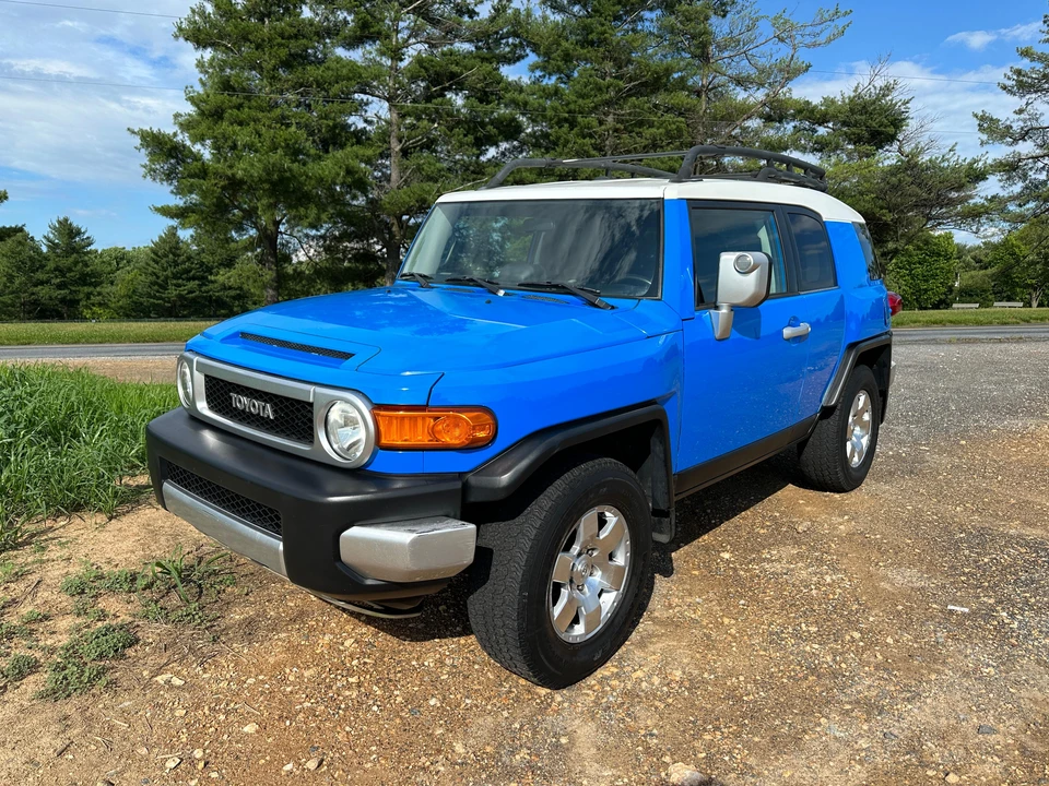 2007 Toyota FJ Cruiser - Image 10 of 31