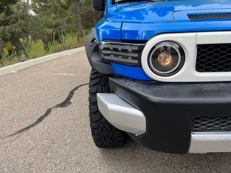 2007 Toyota FJ Cruiser - Image 24 of 31