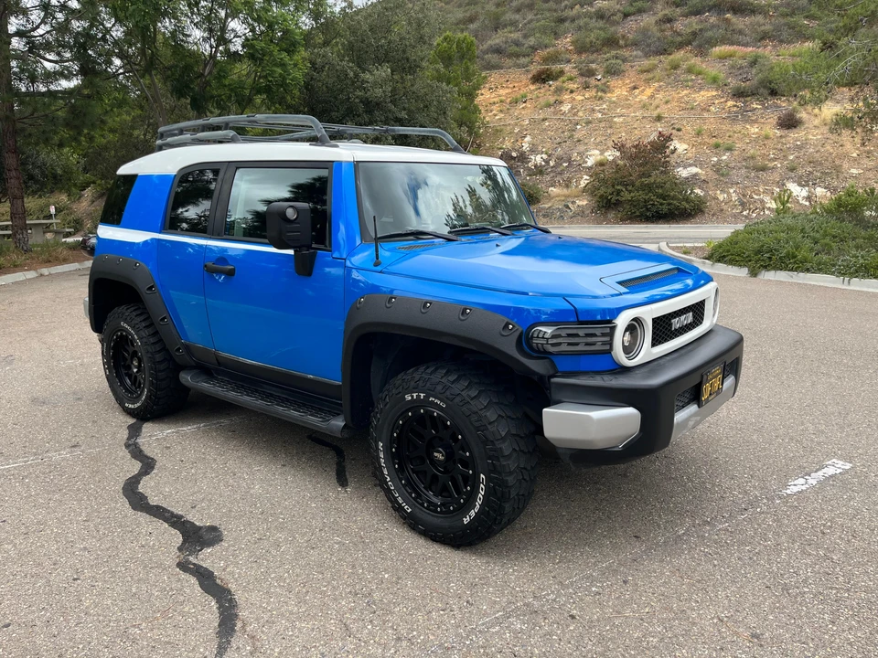 2007 Toyota FJ Cruiser - Image 19 of 31