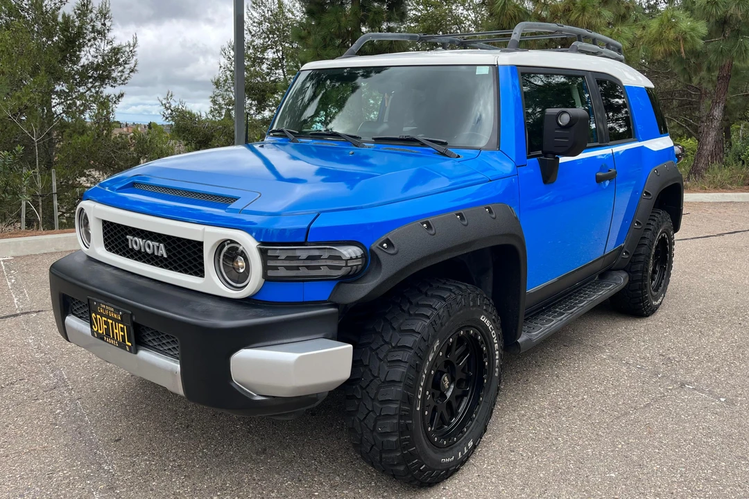 2007 Toyota FJ Cruiser - Image 10 of 31