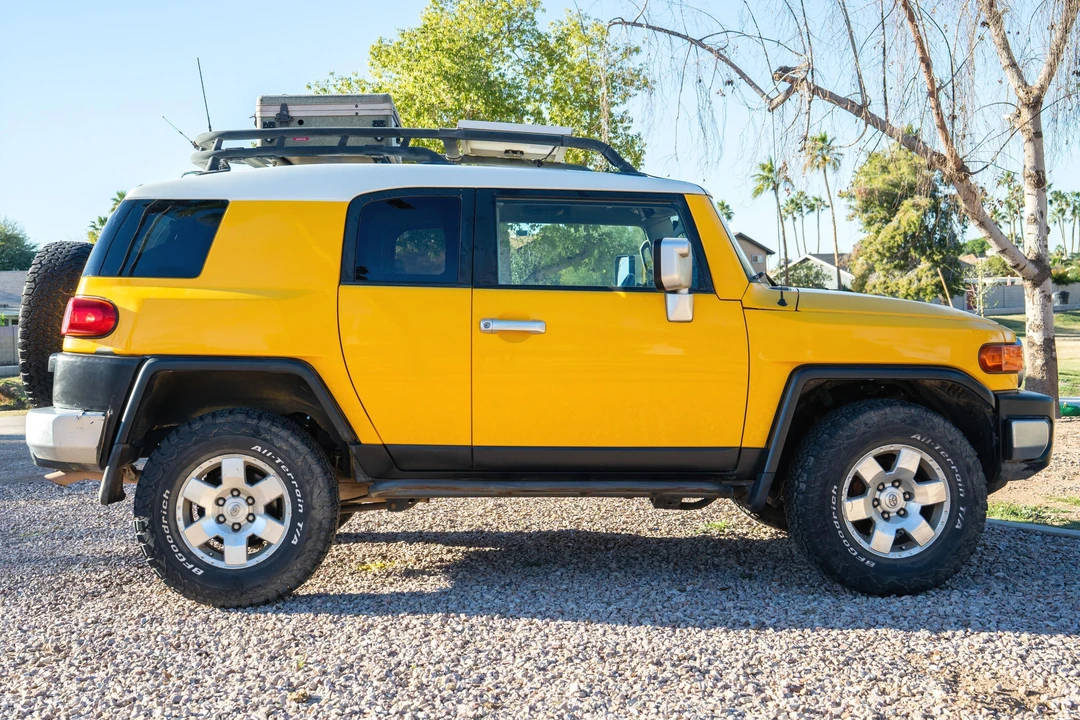 2007 Toyota FJ Cruiser - Image 9 of 31