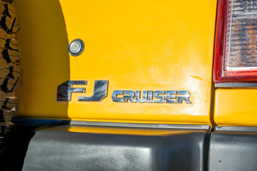 2007 Toyota FJ Cruiser - Image 24 of 31