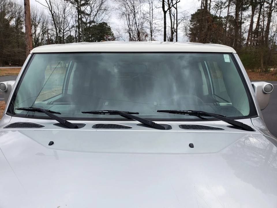 2007 Toyota FJ Cruiser - Image 17 of 31