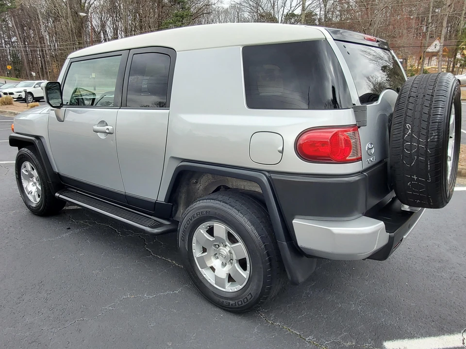 2007 Toyota FJ Cruiser - Image 9 of 31