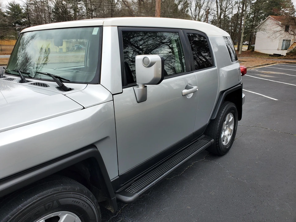 2007 Toyota FJ Cruiser - Image 18 of 31