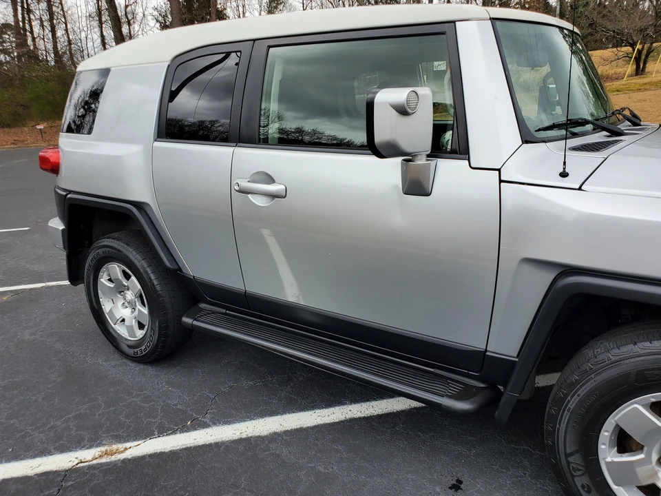 2007 Toyota FJ Cruiser - Image 27 of 31