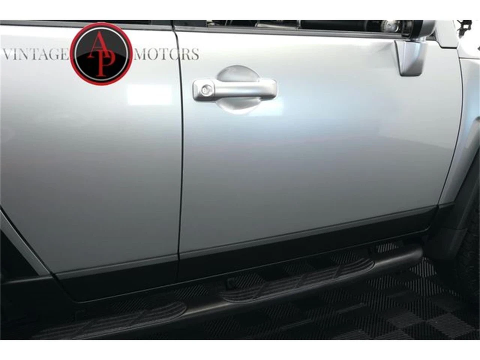 2007 Toyota FJ Cruiser - Image 26 of 31