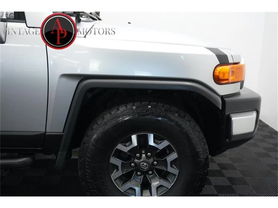 2007 Toyota FJ Cruiser - Image 30 of 31