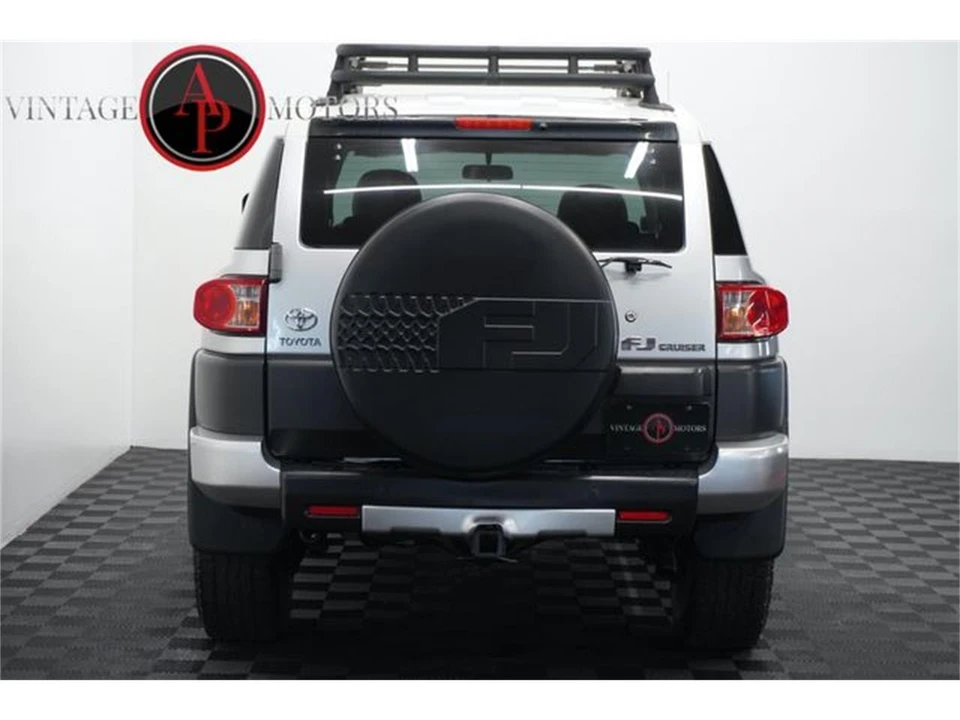 2007 Toyota FJ Cruiser - Image 22 of 31