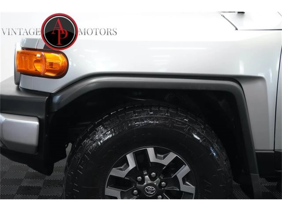 2007 Toyota FJ Cruiser - Image 11 of 31