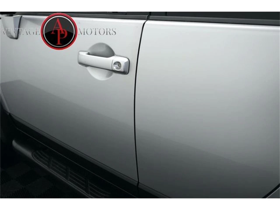 2007 Toyota FJ Cruiser - Image 20 of 31
