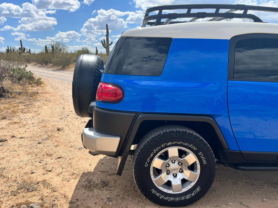 2007 Toyota FJ Cruiser - Image 18 of 31